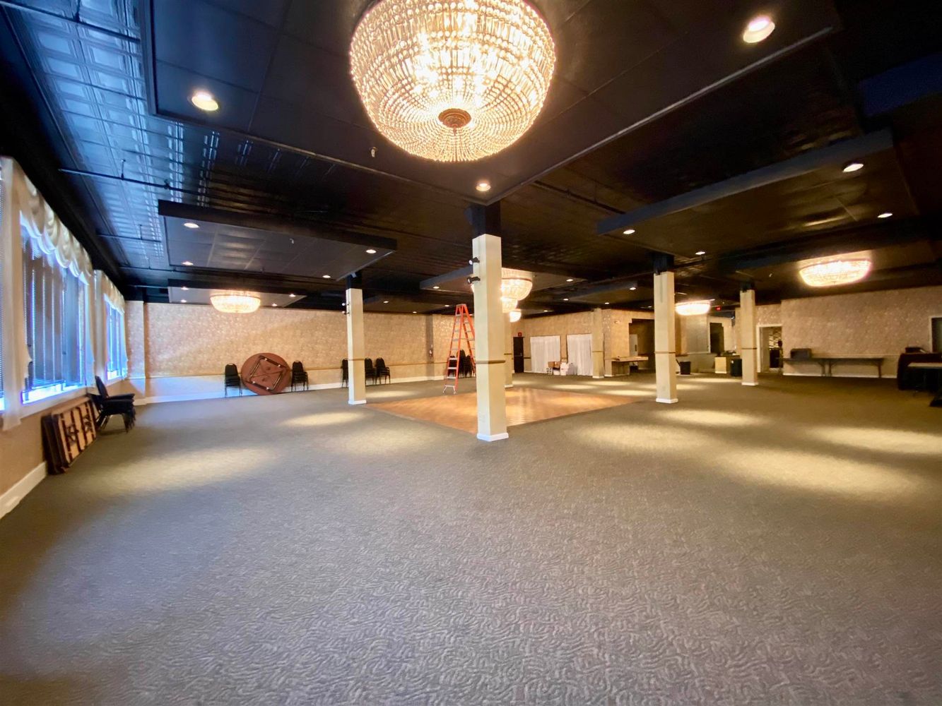127 E Carroll St, Macomb, IL 61455